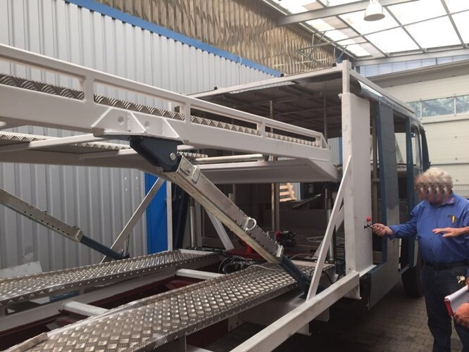 Mercedes-Benz - LP710/32 LF16V LP710/32, Autotransporter - Camion transport auto: Foto 3 Mercedes-Benz - LP710/32 LF16V LP710/32, Autotransporter - Camion transport auto: Foto 3