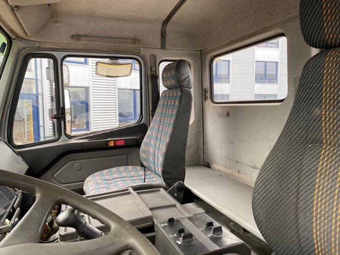 Mercedes-Benz SK 1824 AK 4x4 SK 1824 AK 4x4 - Camion basculantă: Foto 5 Mercedes-Benz SK 1824 AK 4x4 SK 1824 AK 4x4 - Camion basculantă: Foto 5