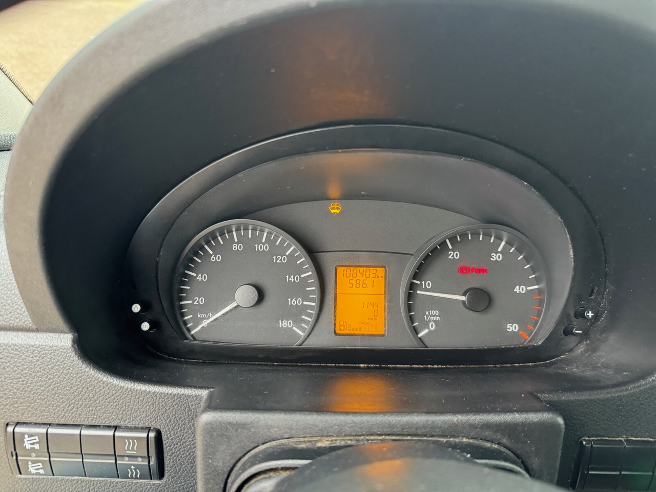 Mercedes-Benz Sprinter 310 CDI 4x2 Doka Sprinter 310 CDI 4x2 Doka, Hinterkipper - Autobasculantă: Foto 3 Mercedes-Benz Sprinter 310 CDI 4x2 Doka Sprinter 310 CDI 4x2 Doka, Hinterkipper - Autobasculantă: Foto 3