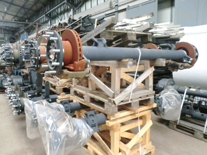 SKA 27-11m F-A-G SKA 27-11m, ca. 53m³ Alu-Kippmulde - Semiremorcă basculantă: Foto 2 SKA 27-11m F-A-G SKA 27-11m, ca. 53m³ Alu-Kippmulde - Semiremorcă basculantă: Foto 2