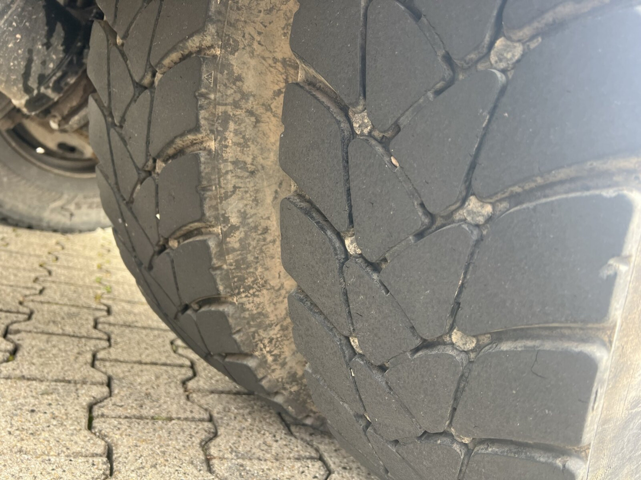 Scania 94G 260 GB 4x2 94G 260 GB 4x2, Meiller - Camion container de gunoi: Foto 3 Scania 94G 260 GB 4x2 94G 260 GB 4x2, Meiller - Camion container de gunoi: Foto 3