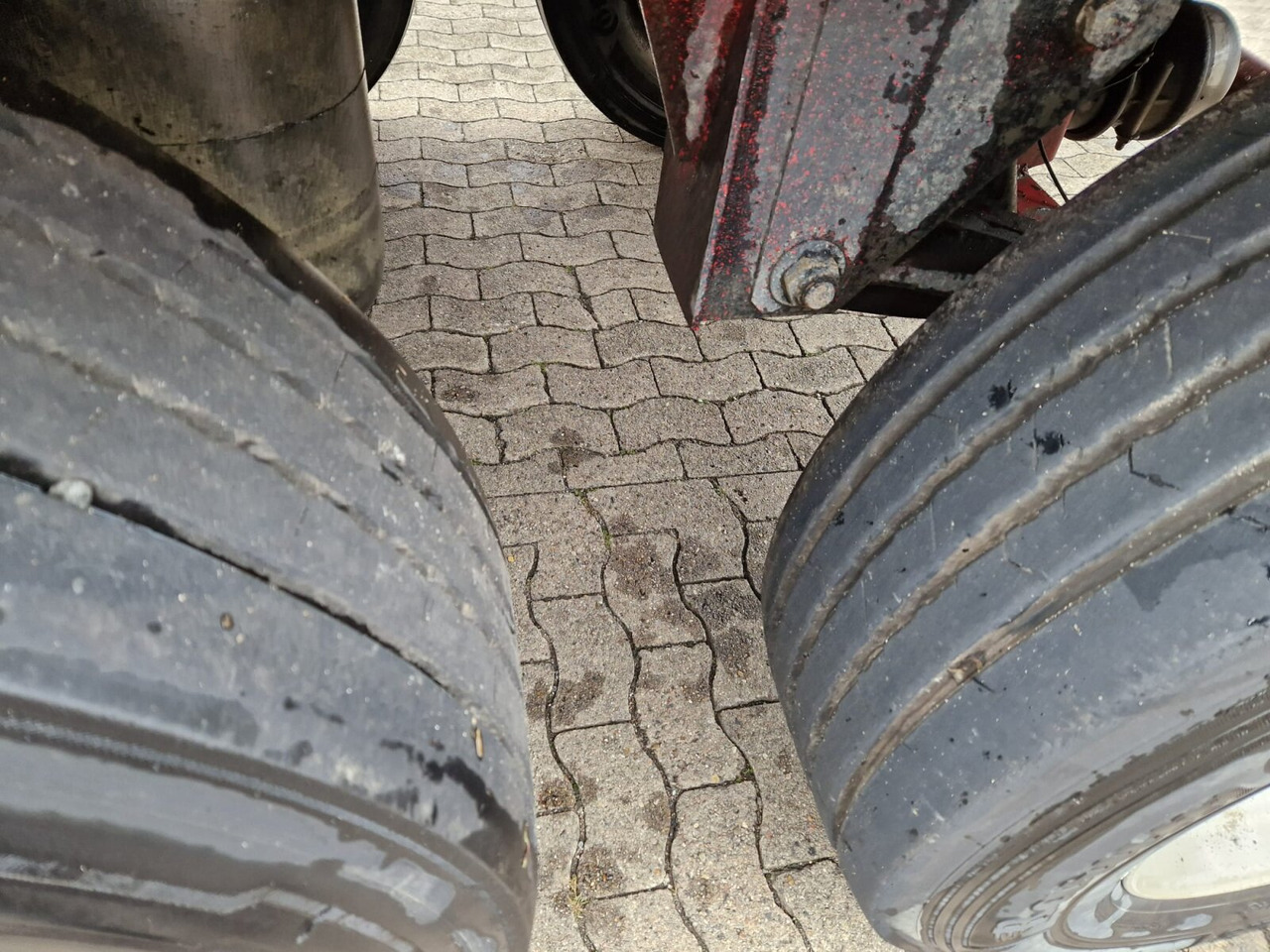 Meierling MSK 24 MSK 24 Voll-Alu Iso-Kastenmulde, ca. 25m³, 2x vorhanden - Semiremorcă: Foto 4 Meierling MSK 24 MSK 24 Voll-Alu Iso-Kastenmulde, ca. 25m³, 2x vorhanden - Semiremorcă: Foto 4