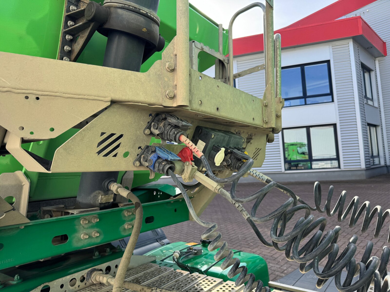 Schwarzmüller K-Serie Kippauflieger K-Serie Kippauflieger, Hardoxmulde ca. 25m³, 2x Liftachse - Semiremorcă: Foto 2 Schwarzmüller K-Serie Kippauflieger K-Serie Kippauflieger, Hardoxmulde ca. 25m³, 2x Liftachse - Semiremorcă: Foto 2