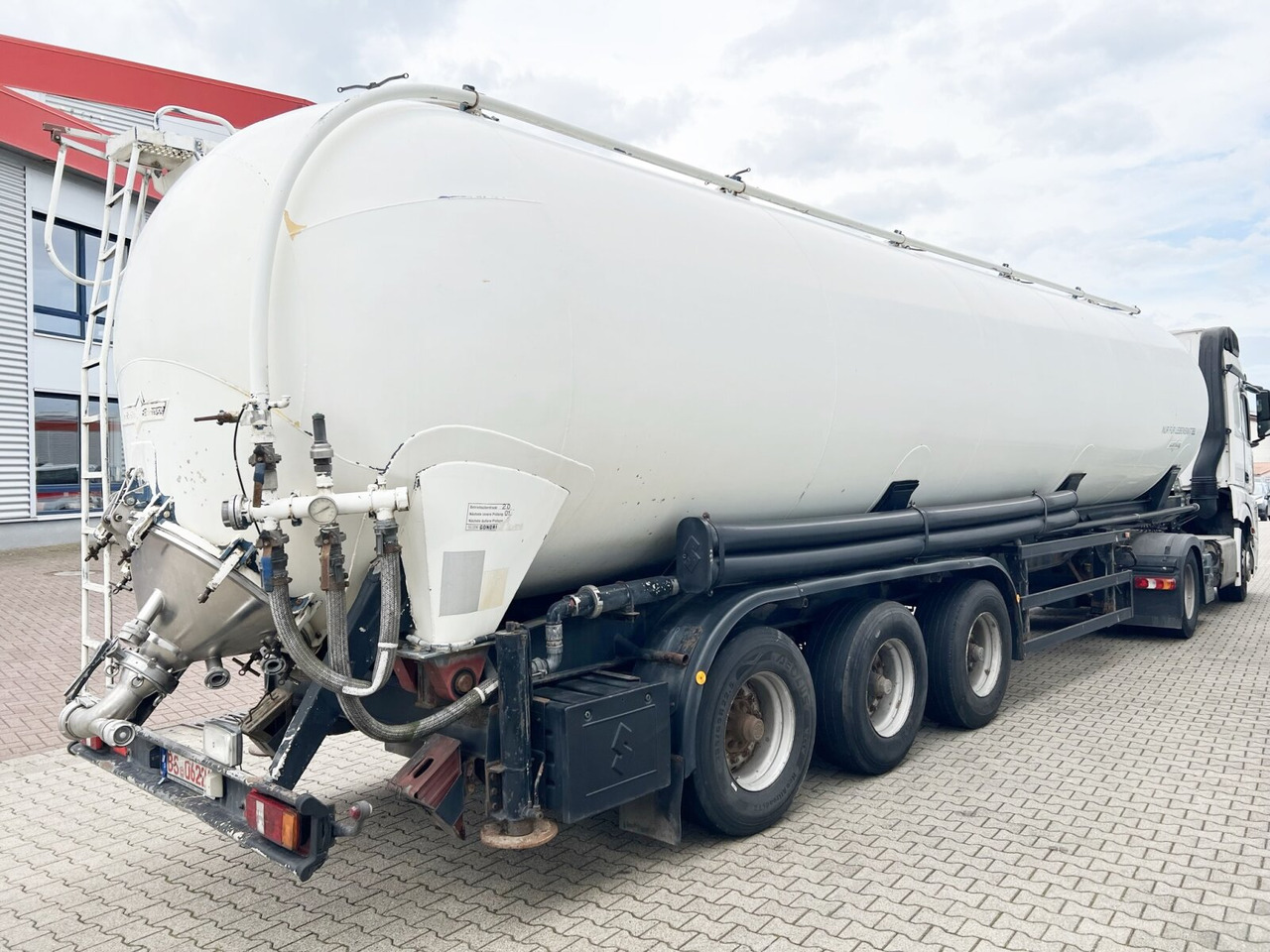 Spitzer SK 2453 ZIC SK 2453 ZIC, Kippsilo ca. 53m³ în leasing Spitzer SK 2453 ZIC SK 2453 ZIC, Kippsilo ca. 53m³: Foto 11