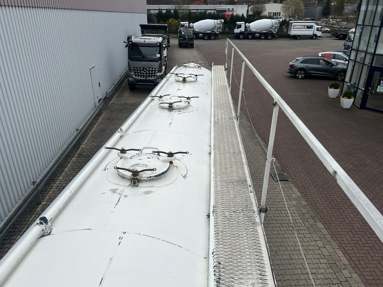 Spitzer SK 2453 ZIC SK 2453 ZIC, Kippsilo ca. 53m³ - Semiremorcă siloz: Foto 3 Spitzer SK 2453 ZIC SK 2453 ZIC, Kippsilo ca. 53m³ - Semiremorcă siloz: Foto 3