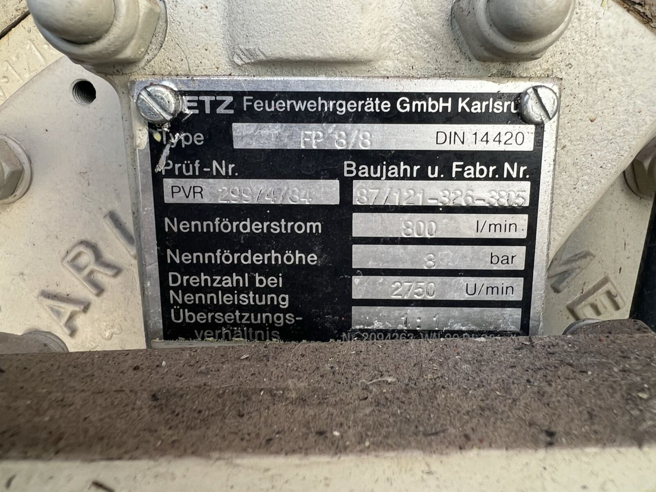 Unimog U 1300 L 435/11 4x4 U 1300 L 435/11 4x4, -Feuerwehr - Autospeciala de stins incendii: Foto 2 Unimog U 1300 L 435/11 4x4 U 1300 L 435/11 4x4, -Feuerwehr - Autospeciala de stins incendii: Foto 2