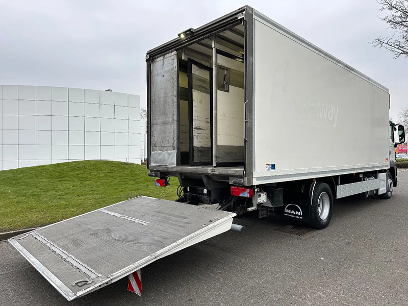 MAN TGS 18.360 TGS 18 360 + FRIGOBLOCK FK25 MULTITEMP + LIFT / LADEBORDWAND 2000 KG + EURO 6 + AIRCO - Camion frigider: Foto 5 MAN TGS 18.360 TGS 18 360 + FRIGOBLOCK FK25 MULTITEMP + LIFT / LADEBORDWAND 2000 KG + EURO 6 + AIRCO - Camion frigider: Foto 5