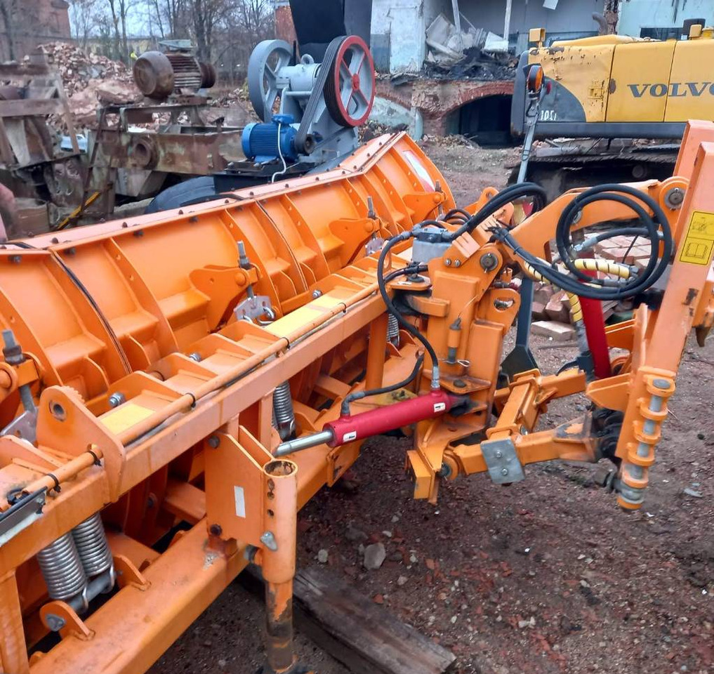 Rasco Kalnik 3,4 - Plug zapada: Foto 3 Rasco Kalnik 3,4 - Plug zapada: Foto 3