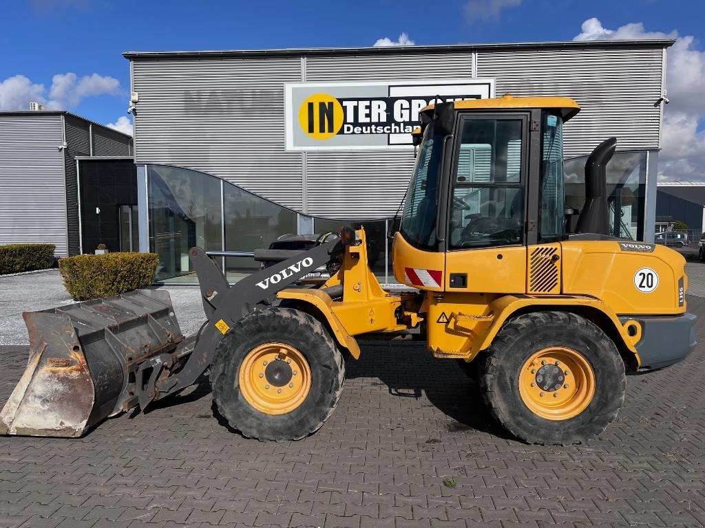 Volvo L 35 G - Încărcător frontal pe pneuri: Foto 1 Volvo L 35 G - Încărcător frontal pe pneuri: Foto 1