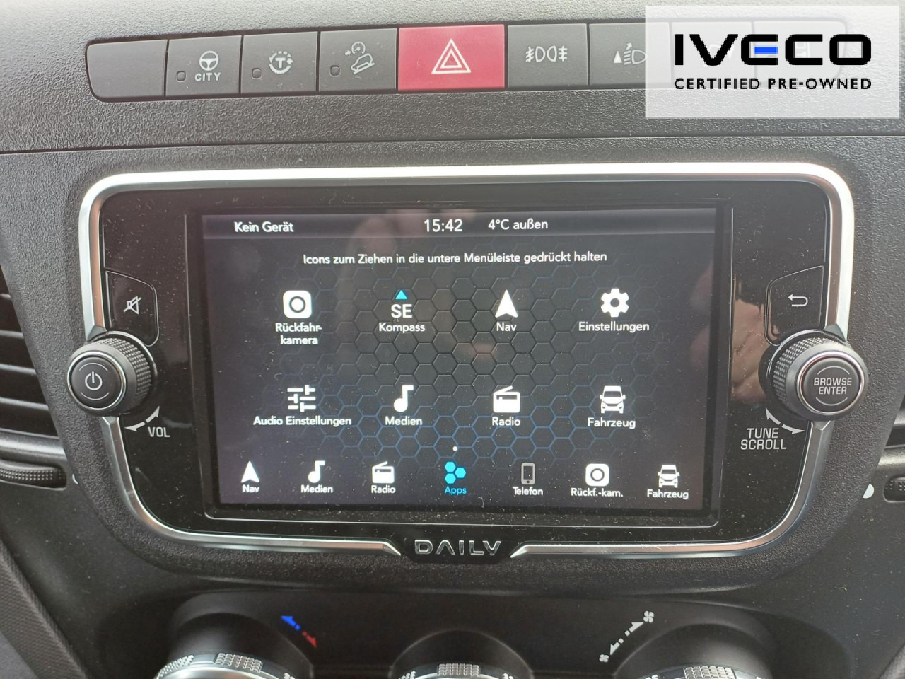 IVECO Daily 35S14NA8V/P CNG Euro6 Klima AHK Navi ZV - Dubă: Foto 4 IVECO Daily 35S14NA8V/P CNG Euro6 Klima AHK Navi ZV - Dubă: Foto 4