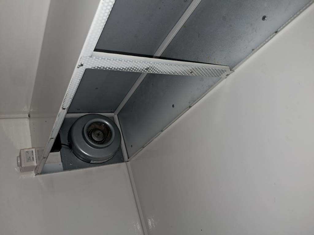 JJ-Trailer MV 3000FB Myyntivaunu - Remorca auto: Foto 4 JJ-Trailer MV 3000FB Myyntivaunu - Remorca auto: Foto 4