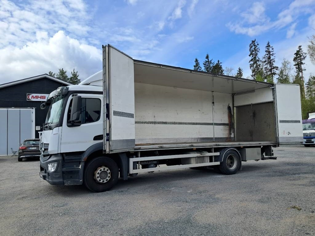 Mercedes-Benz Antos 1824L - Camion furgon: Foto 1 Mercedes-Benz Antos 1824L - Camion furgon: Foto 1