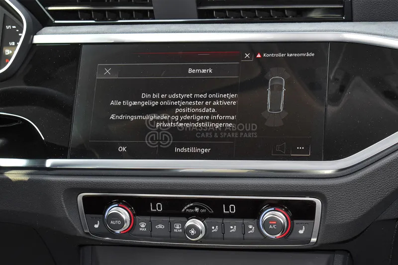 SUV Audi Q3 Front Wheel Drive: Foto 8 SUV Audi Q3 Front Wheel Drive: Foto 8