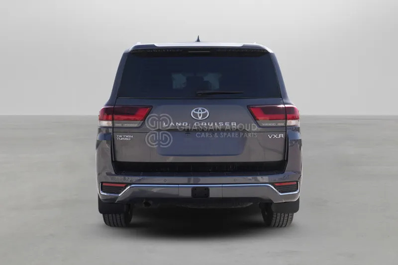 Toyota Land Cruiser 300 - SUV: Foto 4 Toyota Land Cruiser 300 - SUV: Foto 4