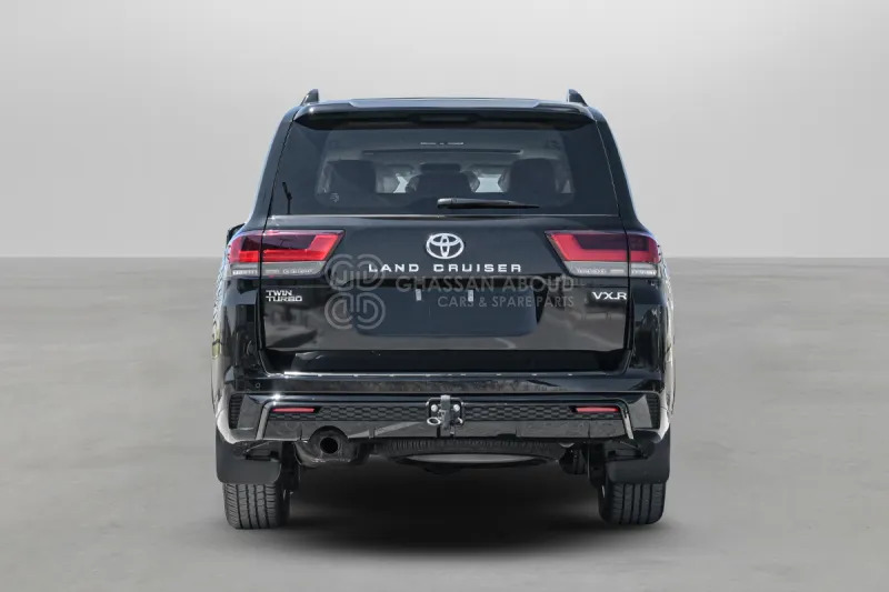 Toyota Land Cruiser 300 - SUV: Foto 3 Toyota Land Cruiser 300 - SUV: Foto 3