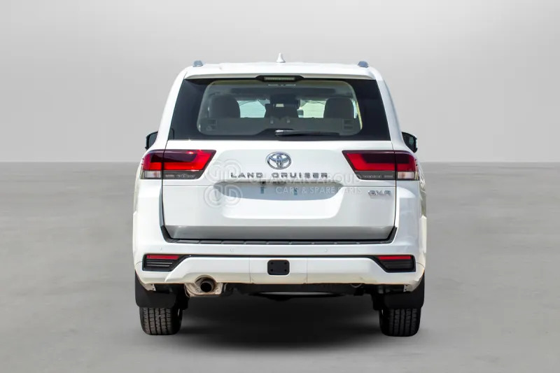 Toyota Land Cruiser 300 - SUV: Foto 4 Toyota Land Cruiser 300 - SUV: Foto 4