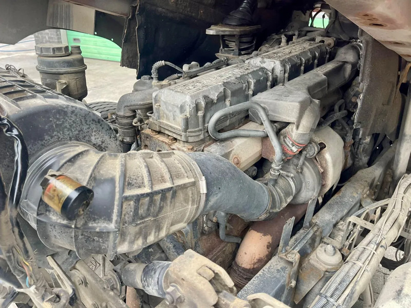 DAF CF 85.430 MANUAL ! TOP Condition ! - Cap tractor: Foto 4 DAF CF 85.430 MANUAL ! TOP Condition ! - Cap tractor: Foto 4