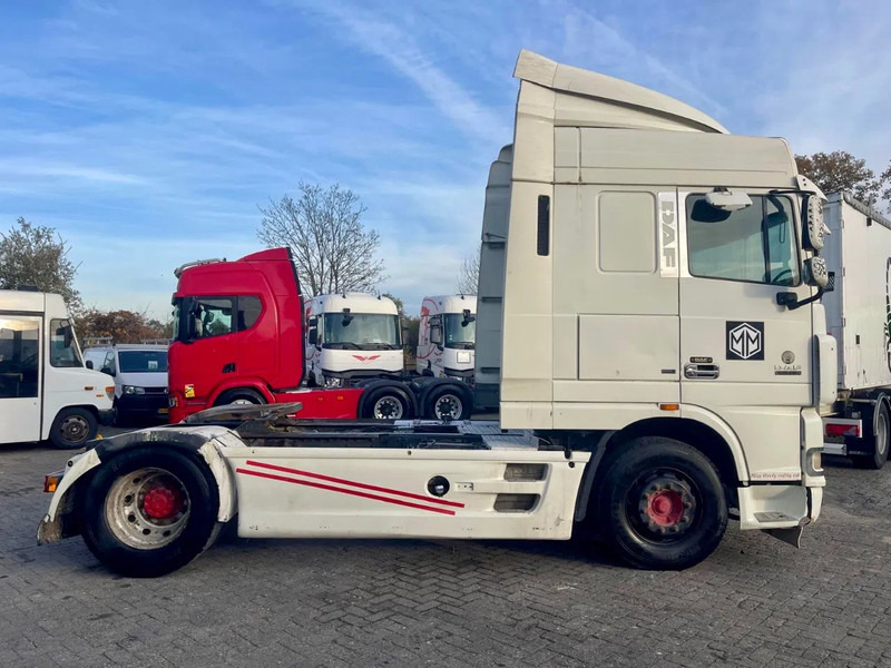 DAF XF 105.460 Manual gearbox! - Cap tractor: Foto 4 DAF XF 105.460 Manual gearbox! - Cap tractor: Foto 4