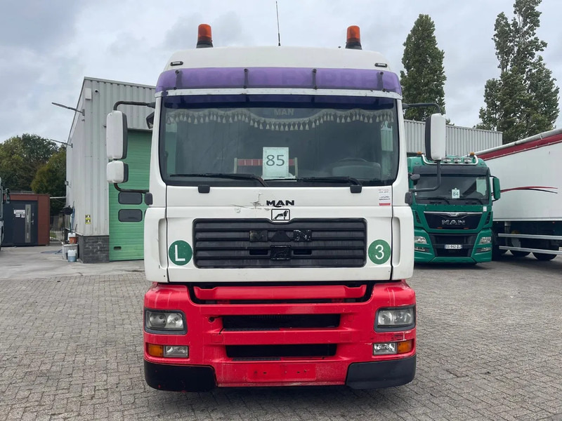 MAN TGA 18.410 EURO2 , Manual injection, FRIGO - Cap tractor: Foto 2 MAN TGA 18.410 EURO2 , Manual injection, FRIGO - Cap tractor: Foto 2
