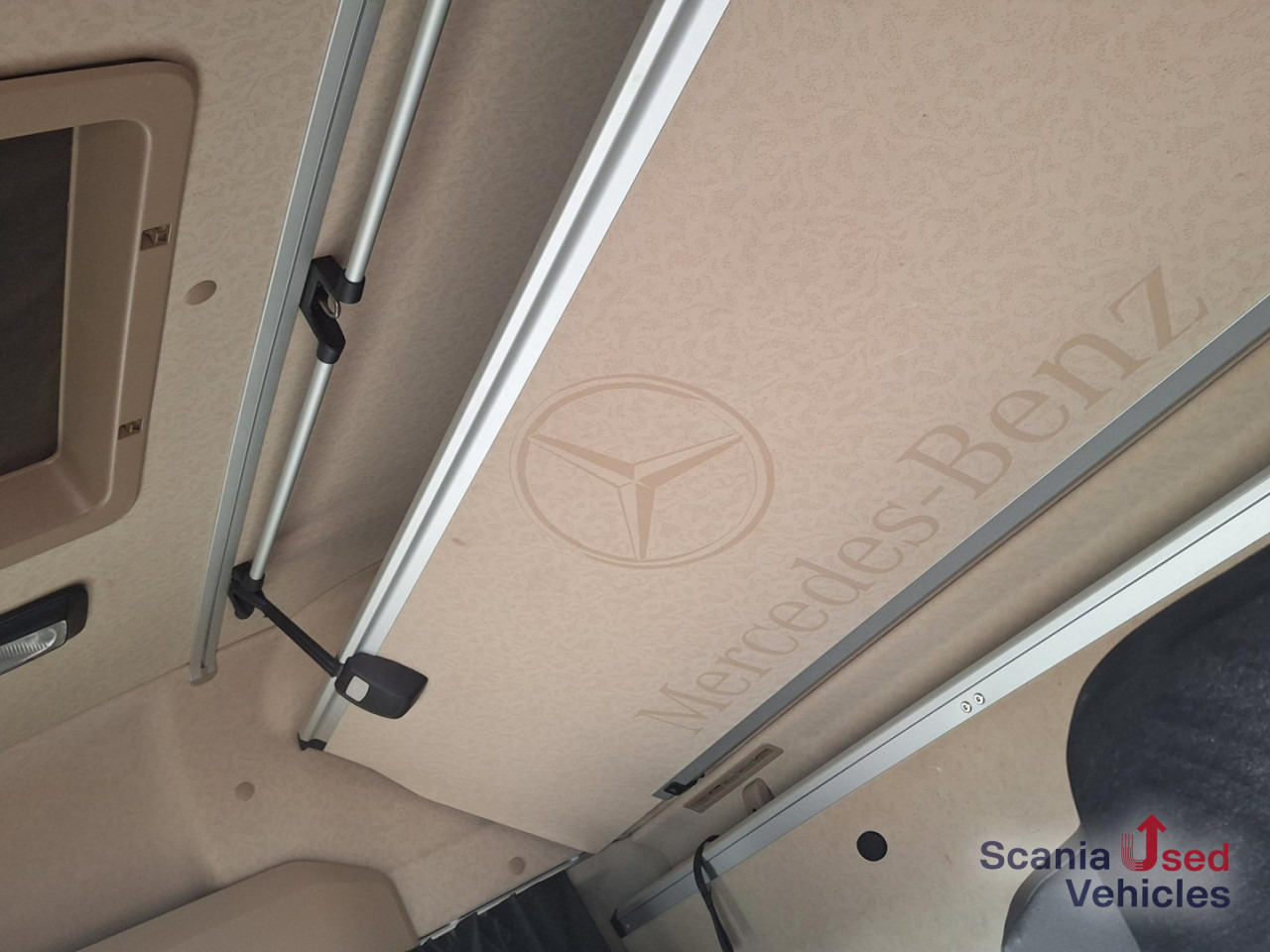 MERCEDES-BENZ Actros 1848 Retarder Blatt/Luft Retarder! - Cap tractor: Foto 4 MERCEDES-BENZ Actros 1848 Retarder Blatt/Luft Retarder! - Cap tractor: Foto 4