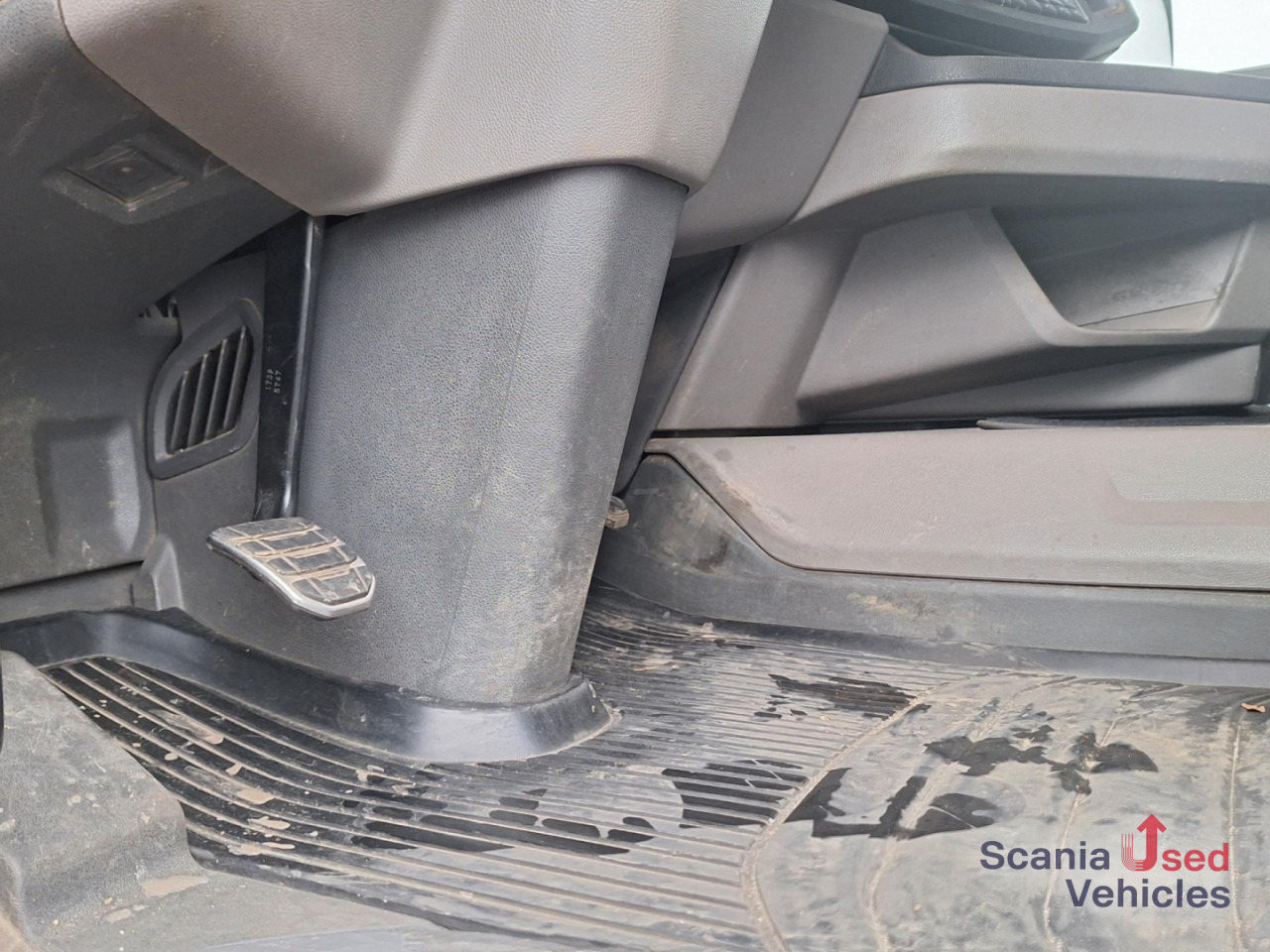 SCANIA R 580 B6x4NB+Epsilon M12 Z - Camion forestier, Camion cu macara: Foto 4 SCANIA R 580 B6x4NB+Epsilon M12 Z - Camion forestier, Camion cu macara: Foto 4