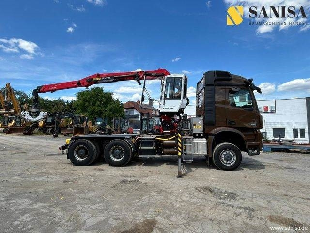 Camion forestier MERCEDES-BENZ Arocs 3351/6x6/Palfinger Epolsion S260/Langholz: Foto 9 Camion forestier MERCEDES-BENZ Arocs 3351/6x6/Palfinger Epolsion S260/Langholz: Foto 9