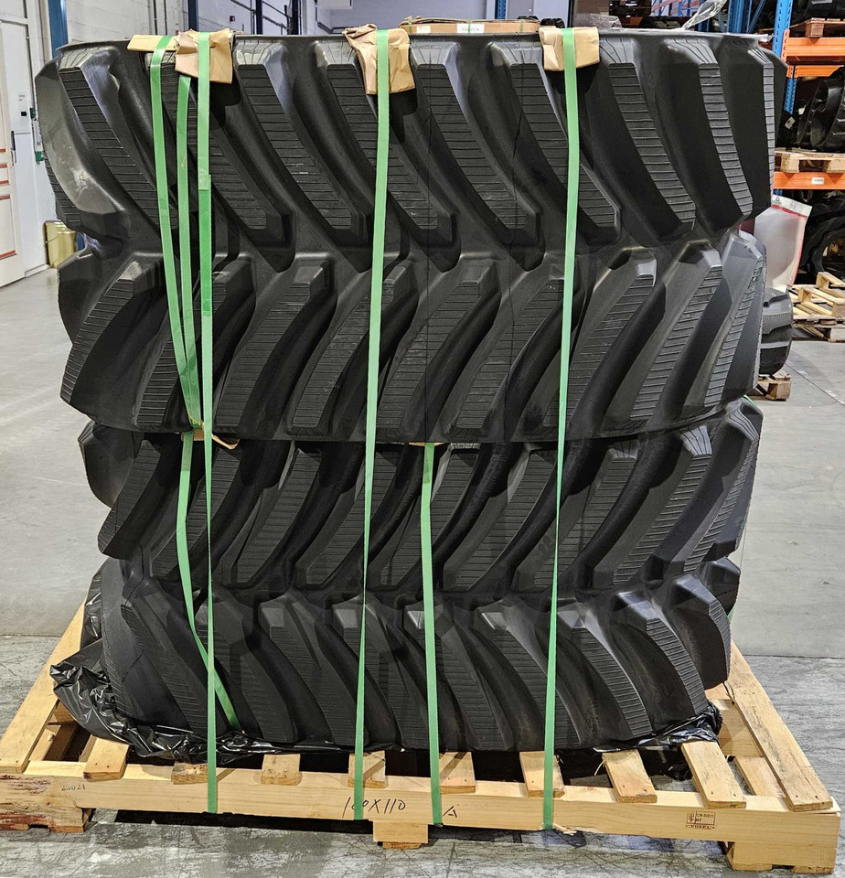 CASE IH Quatrac 30"x6"x42 & 36"x6"x42 - Senila pentru Tractor pe senile: Foto 3 CASE IH Quatrac 30"x6"x42 & 36"x6"x42 - Senila pentru Tractor pe senile: Foto 3