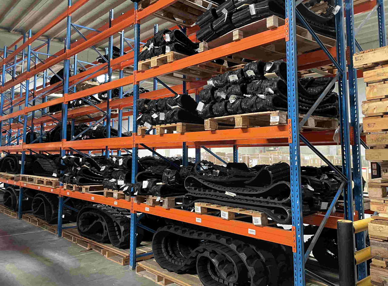 Rubber track for Case IH 9300 / GRECAV / ZUIDBERG / Claas Xerion 5000 TS 30" and 36" - Senila pentru Tractor pe senile: Foto 2 Rubber track for Case IH 9300 / GRECAV / ZUIDBERG / Claas Xerion 5000 TS 30" and 36" - Senila pentru Tractor pe senile: Foto 2