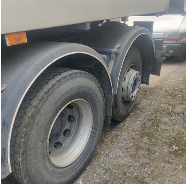 Camion cisternă Volvo FM-400: Foto 9