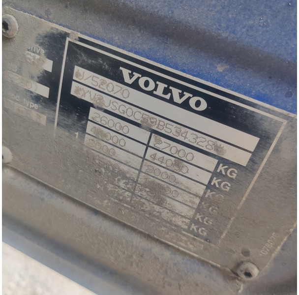 Camion cisternă Volvo FM-400: Foto 14