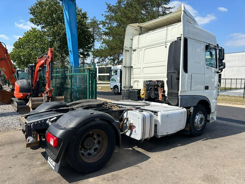 DAF XF 460 RETARDER + PTO HYDR - MX 13L - 460HP - SPACECAB - A/C - FRIGO - SPOILERS - EURO 6 - BE TRUCK - Cap tractor: Foto 4 DAF XF 460 RETARDER + PTO HYDR - MX 13L - 460HP - SPACECAB - A/C - FRIGO - SPOILERS - EURO 6 - BE TRUCK - Cap tractor: Foto 4