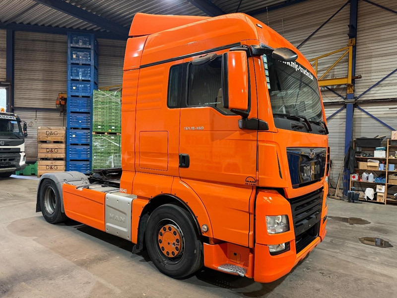 MAN TGA 18.460 XLX BLS - *507.000km* - 13L MOTOR - FULL SPOILERS / SIDESKIRTS / FRIGO - BE TRUCK - Cap tractor: Foto 1 MAN TGA 18.460 XLX BLS - *507.000km* - 13L MOTOR - FULL SPOILERS / SIDESKIRTS / FRIGO - BE TRUCK - Cap tractor: Foto 1