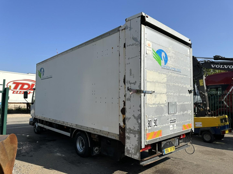 Renault MIDLUM 180 DCI 10T - CLOSED BOX 6.5m x 2.47m x 2.52m - E3 - AIR SUSPENSION - MANUAL - FR TRUCK - Camion furgon: Foto 4 Renault MIDLUM 180 DCI 10T - CLOSED BOX 6.5m x 2.47m x 2.52m - E3 - AIR SUSPENSION - MANUAL - FR TRUCK - Camion furgon: Foto 4