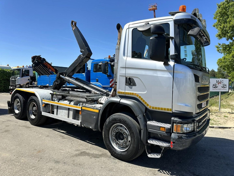Scania G450 6x4 HOOKLIFT AJK 20T - 5760mm - 3m90 WB - HUB REDUCTION / STEEL SUSP. - EURO 6 - BE TRUCK - Camion cu cârlig: Foto 1 Scania G450 6x4 HOOKLIFT AJK 20T - 5760mm - 3m90 WB - HUB REDUCTION / STEEL SUSP. - EURO 6 - BE TRUCK - Camion cu cârlig: Foto 1