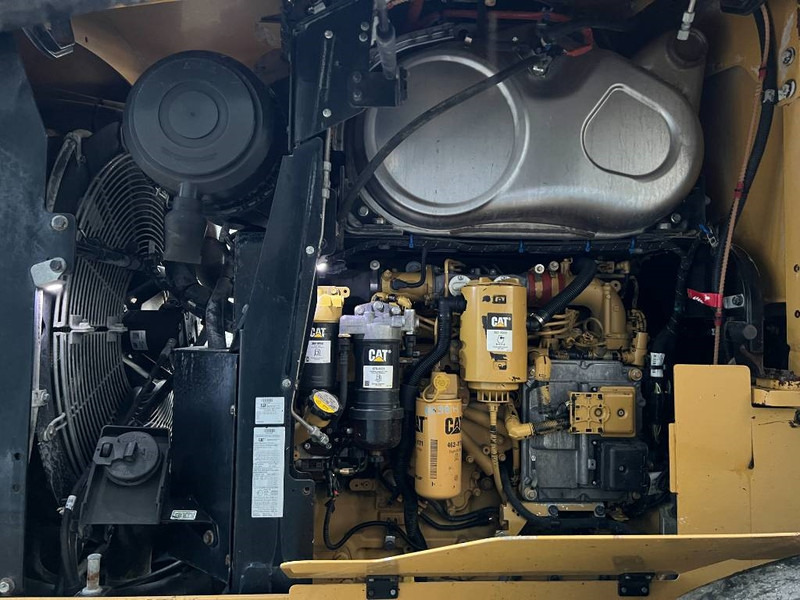 Cat 930M - Încărcător frontal pe pneuri: Foto 2 Cat 930M - Încărcător frontal pe pneuri: Foto 2