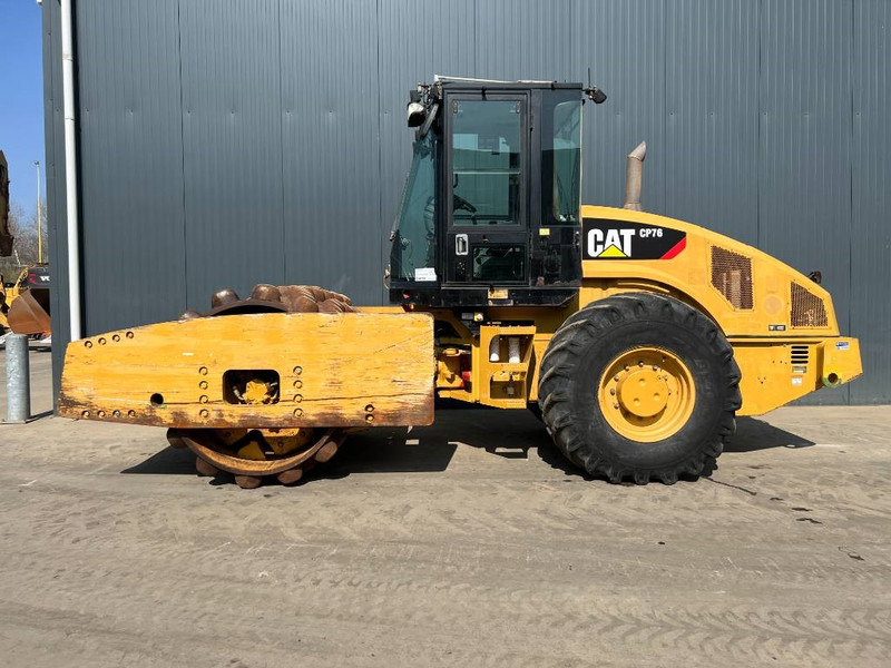 Cat CP76 - Cilindru compactor: Foto 2 Cat CP76 - Cilindru compactor: Foto 2