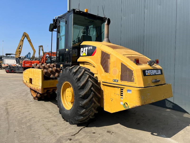 Cat CP76 - Cilindru compactor: Foto 3 Cat CP76 - Cilindru compactor: Foto 3