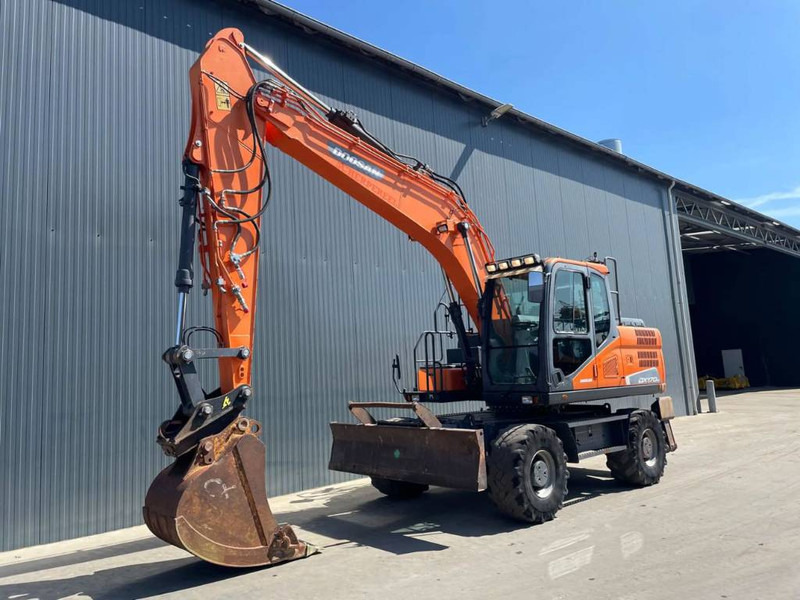 Doosan DX170W-5 - Excavator pe roţi: Foto 1 Doosan DX170W-5 - Excavator pe roţi: Foto 1