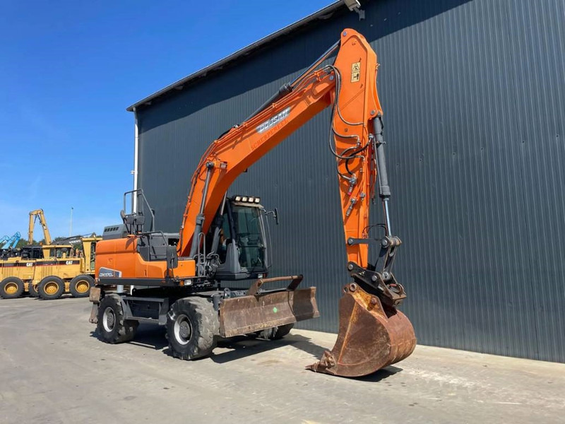 Doosan DX170W-5 - Excavator pe roţi: Foto 3 Doosan DX170W-5 - Excavator pe roţi: Foto 3