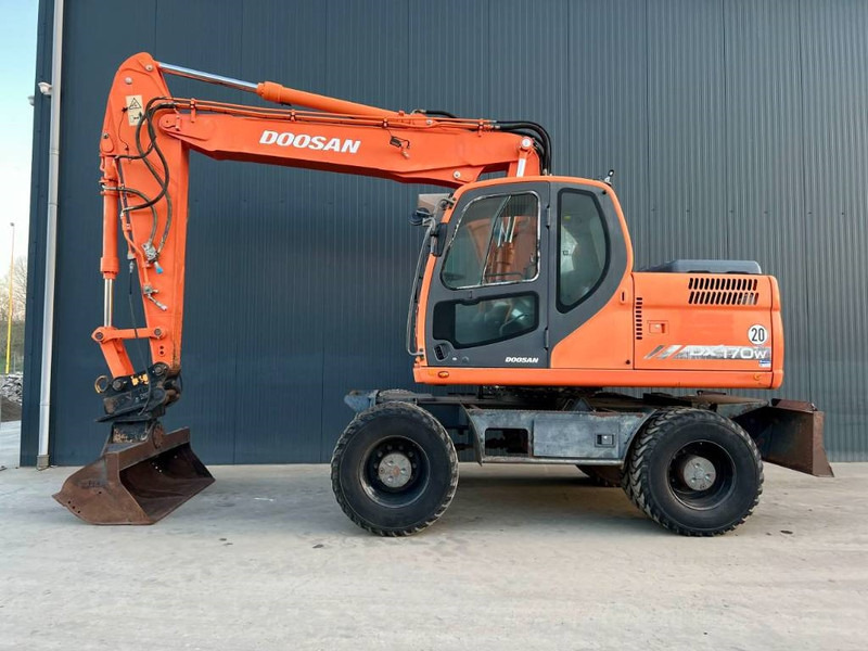 Doosan DX170W - Excavator pe roţi: Foto 3 Doosan DX170W - Excavator pe roţi: Foto 3