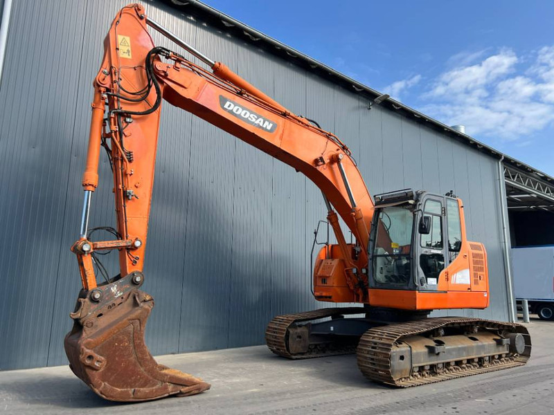 Doosan DX235LCR - Excavator pe şenile: Foto 1 Doosan DX235LCR - Excavator pe şenile: Foto 1