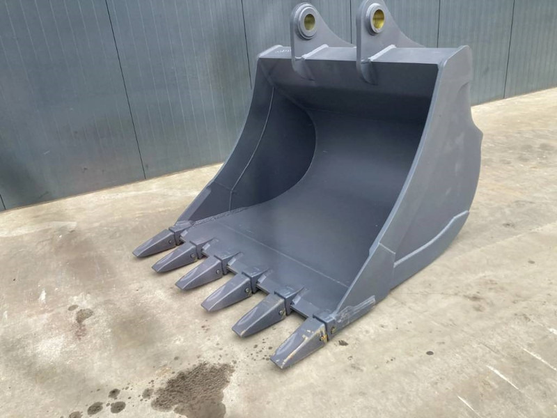 Hitachi ZX300 - Cupă pentru Utilaje constructii: Foto 4 Hitachi ZX300 - Cupă pentru Utilaje constructii: Foto 4