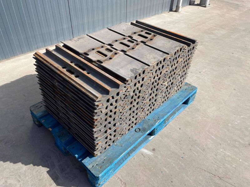 Hyundai R210 / R215 / R220 / R235 / R250 / R260 - Cadru/ Şasiu pentru Utilaje constructii: Foto 1 Hyundai R210 / R215 / R220 / R235 / R250 / R260 - Cadru/ Şasiu pentru Utilaje constructii: Foto 1