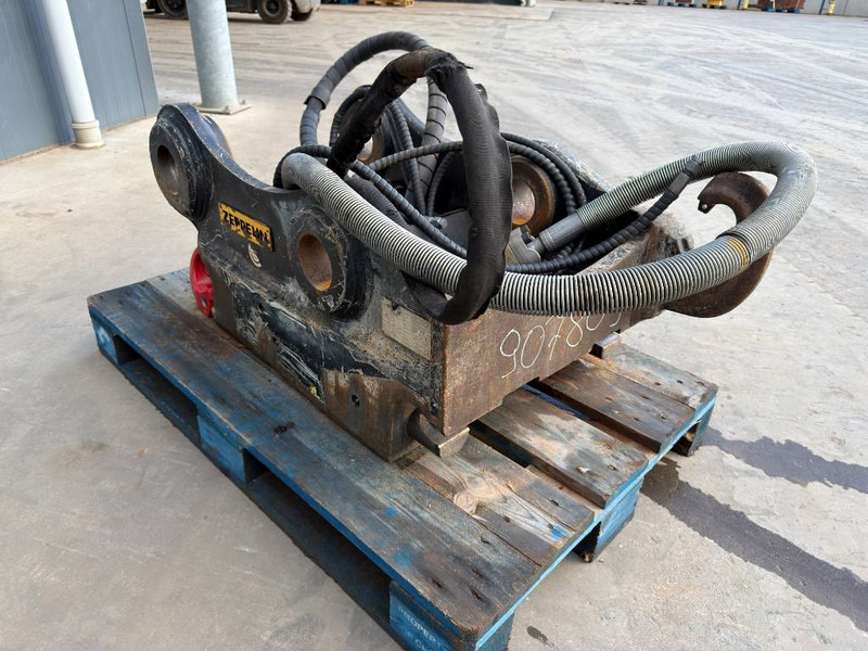 OilQuick OQ80 - 336F - Cuplare rapidă pentru Utilaje constructii: Foto 3 OilQuick OQ80 - 336F - Cuplare rapidă pentru Utilaje constructii: Foto 3