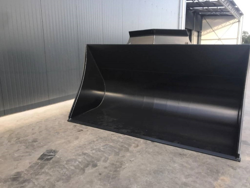 Volvo L180F - Cupă pentru Utilaje constructii: Foto 5 Volvo L180F - Cupă pentru Utilaje constructii: Foto 5