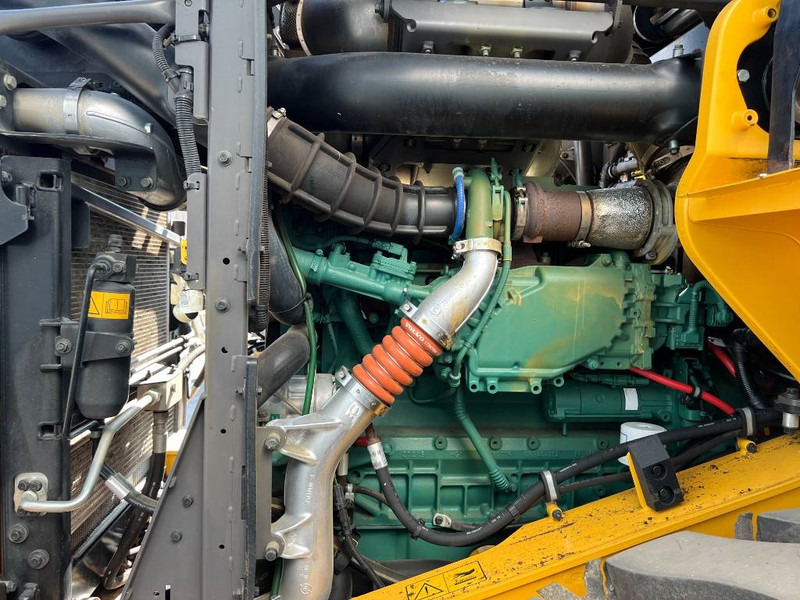 Volvo L90H - Încărcător frontal pe pneuri: Foto 4 Volvo L90H - Încărcător frontal pe pneuri: Foto 4