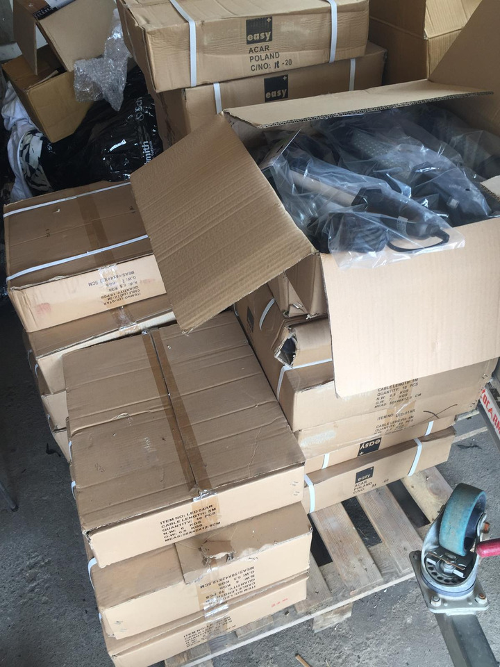 Lampa warsztatowa na 5 metrowym przewodzie zasilającym - Alte utilaje: Foto 5 Lampa warsztatowa na 5 metrowym przewodzie zasilającym - Alte utilaje: Foto 5