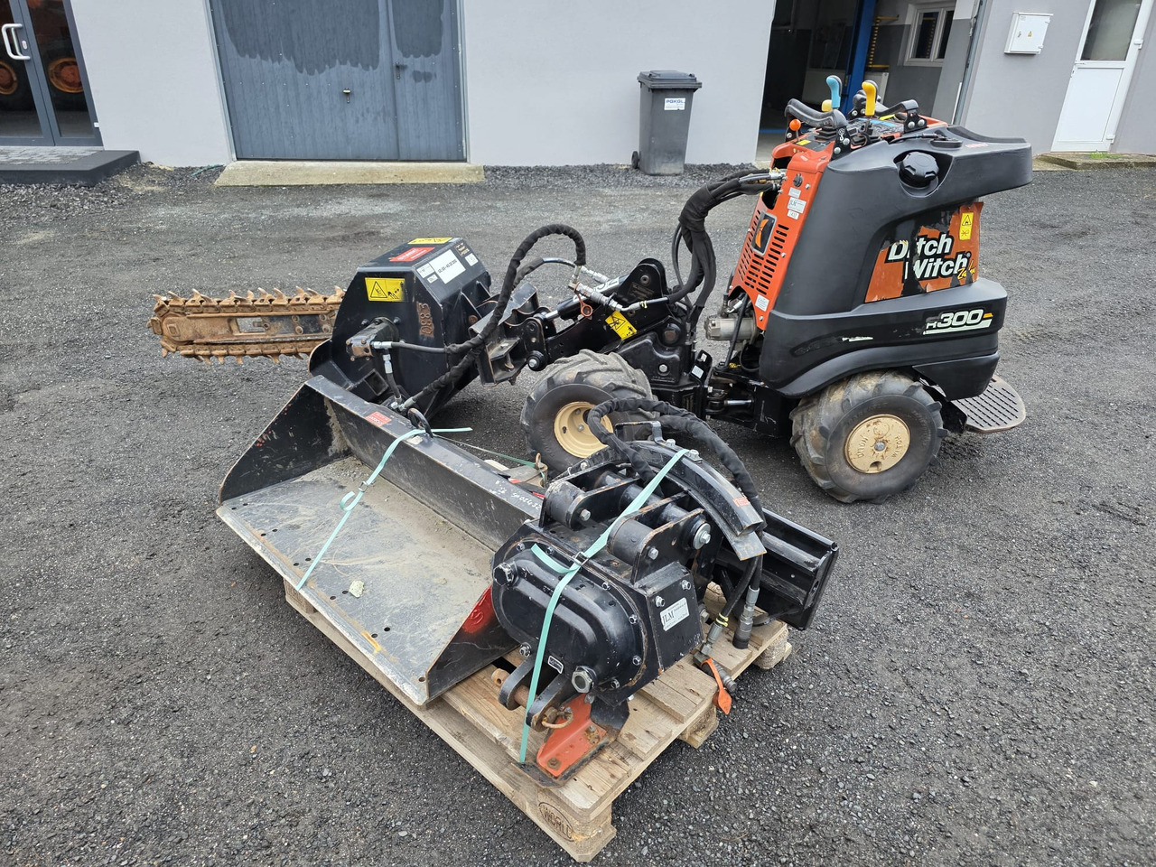 Ditch Witch R300 - Mini excavator: Foto 3 Ditch Witch R300 - Mini excavator: Foto 3