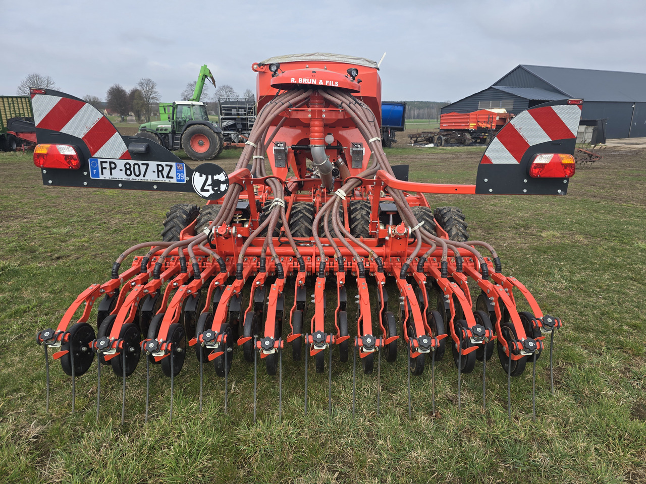 KUHN ESPRO 3000 VFB - Semănătoare combinată: Foto 5 KUHN ESPRO 3000 VFB - Semănătoare combinată: Foto 5