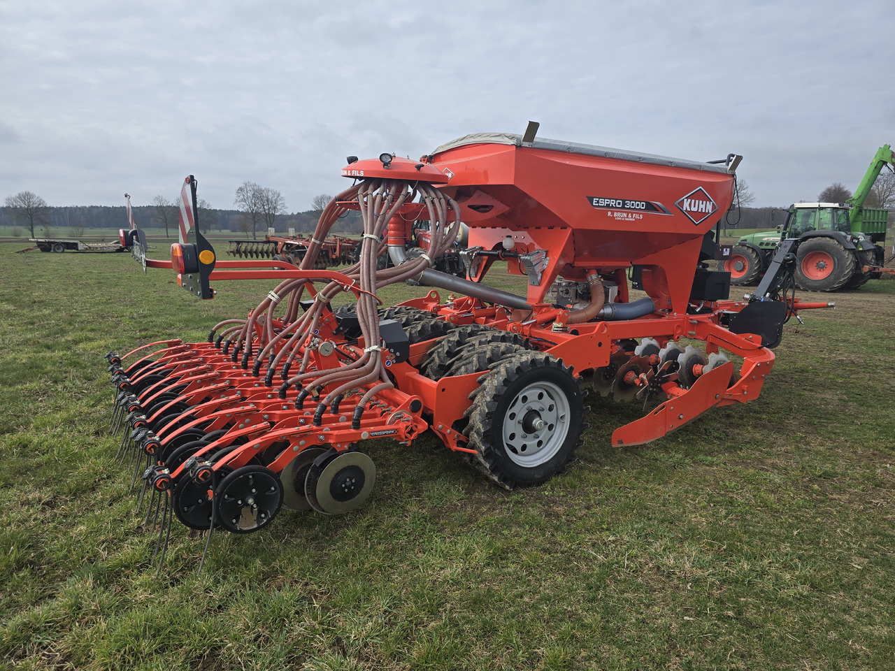 KUHN ESPRO 3000 VFB - Semănătoare combinată: Foto 4 KUHN ESPRO 3000 VFB - Semănătoare combinată: Foto 4